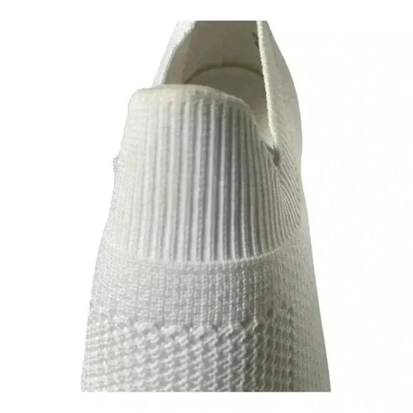 J Slides White Knit Slip-on new in box - Picture 2 of 7